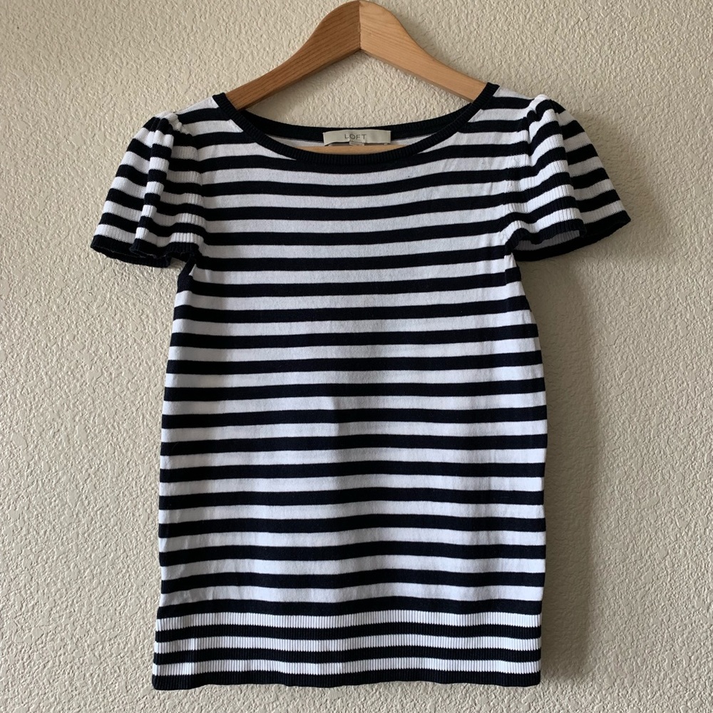 LOFT Black and White Striped Puff Sleeve Sweater